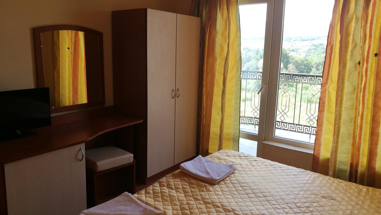 Family Hotel Mimosa Tsarévo Extérieur photo